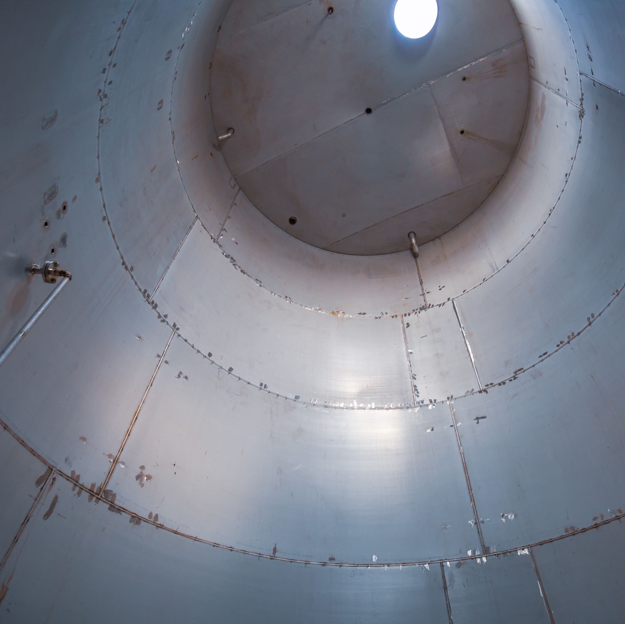 Silo für den Kurs Freimessen in Behältern und engen Räumen