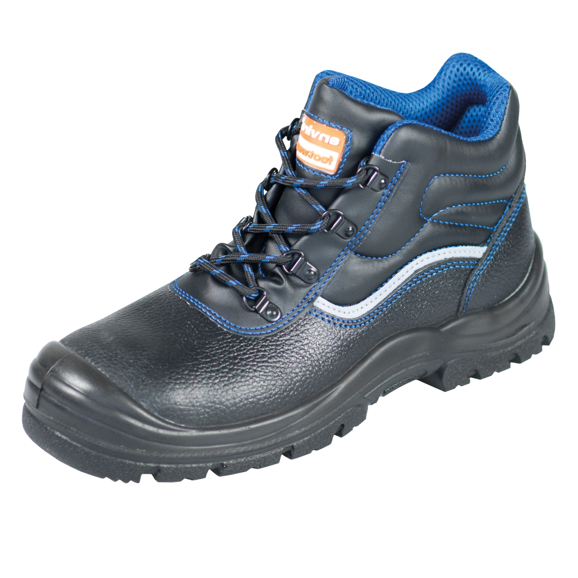 Schwarzer Sicherheitsschuh als Schnürstiefel mit blauer Ziernähten, blauem Innenfutter, Stahlkappe und grobem Laufsohle, freigestellt auf weißem Hintergrund.