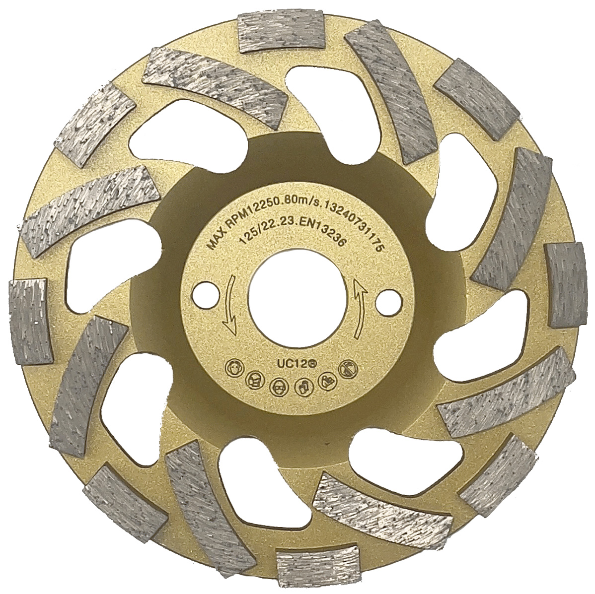 Eine diamantierte Schleifscheibe mit einer goldenen Oberfläche und einem mittigen Loch. Die Scheibe hat geschwungene Schneiden mit Silber- und Stahlteilen, die zum Schleifen von Materialien verwendet werden. Um die Mitte sind technische Spezifikationen eingeprägt.
