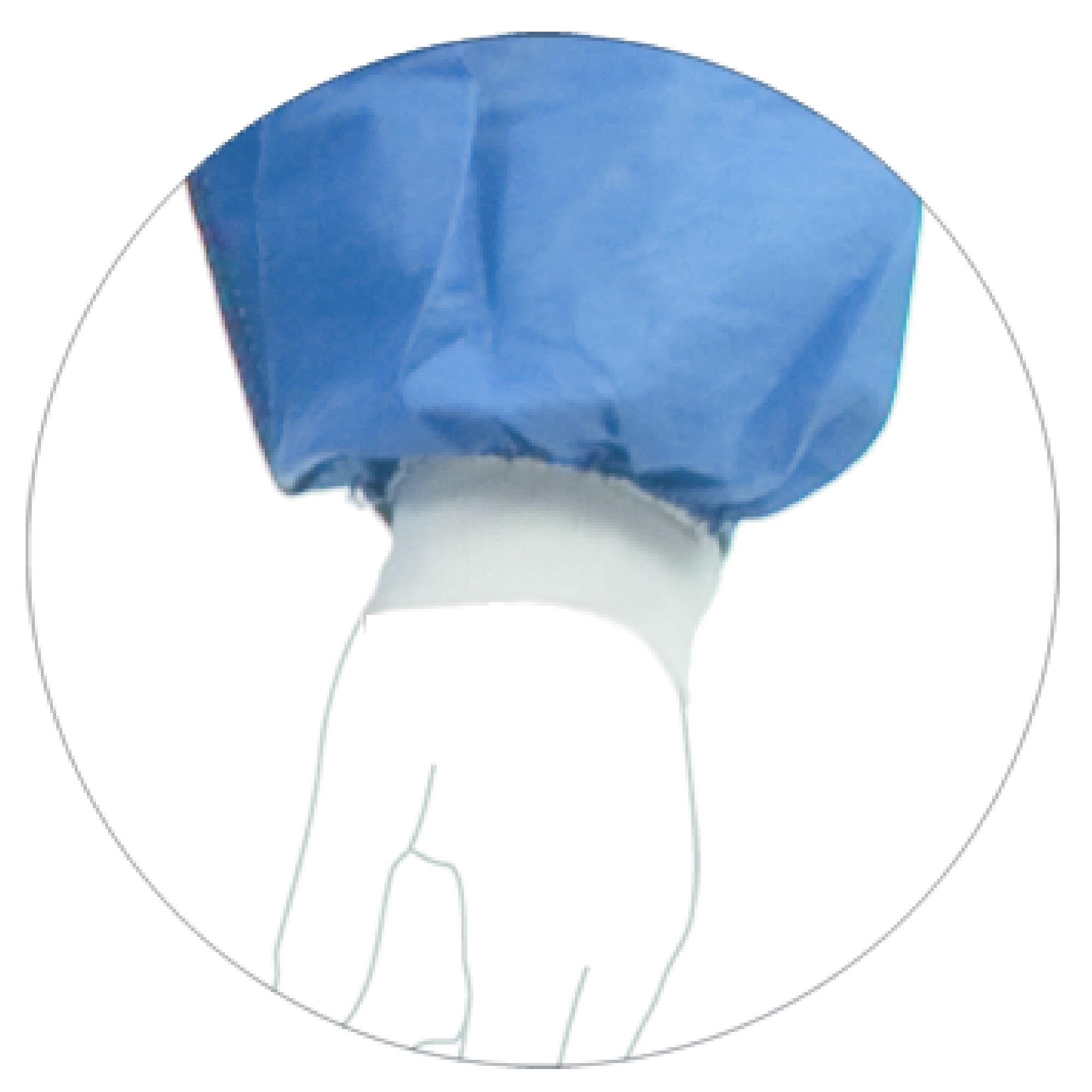 Ein Handgelenk, das mit einem weißen Bündchen endet, ist in einem blauen Ärmel eingehüllt. Der Ärmel scheint aus einem leichten, vielleicht wasserabweisenden Material zu bestehen. Die Hand ist teilweise sichtbar und zeigt eine natürliche Handhaltung.